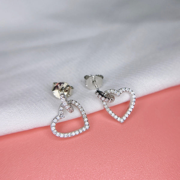 [Clover Joyas] Pendientes Delicados con Forma de Corazón