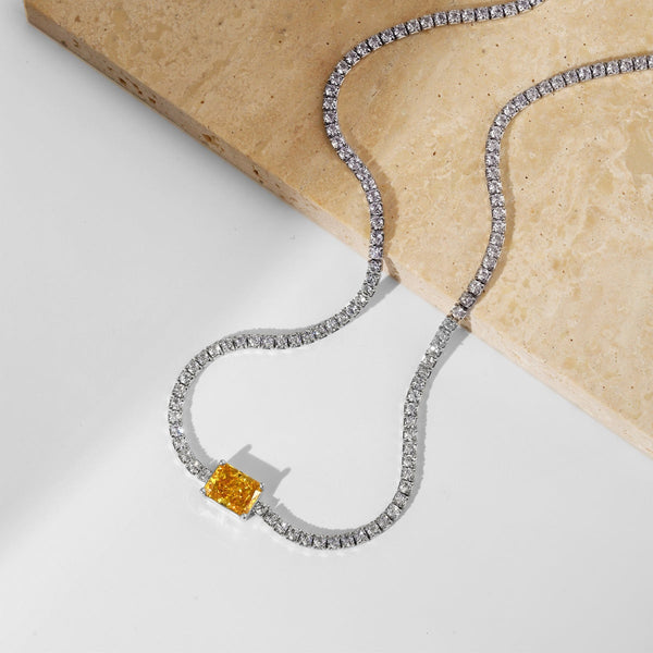 [Clover Jewelrys]2.0 quilates Collar Ornamentado de Talla Esmeralda