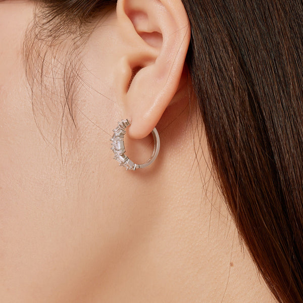 [Clover Jewelrys]Pendientes diarios deslumbrantes con corte esmeralda de colores