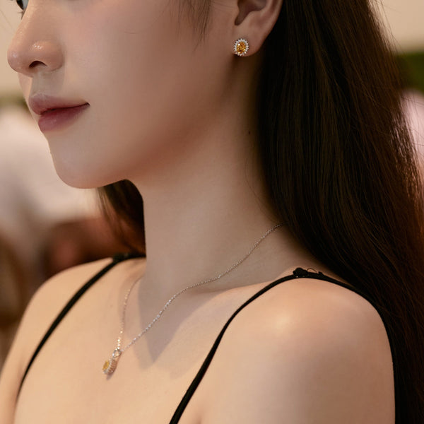 [Clover Jewelrys]Pendientes diarios delicados con corte ovalado radiante