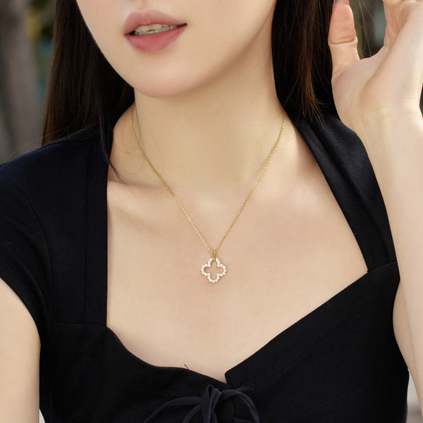 [Clover Jewelrys]Collar exquisito con diseño calado de trébol de cuatro hojas