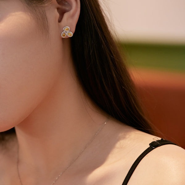 [Clover Jewelrys]Pendientes en forma de flor adornada con corte de pera para amantes