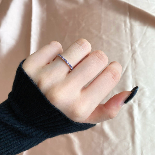 [Clover Joyas] Anillo Diario Delicado con Brillantes de Talla Redonda