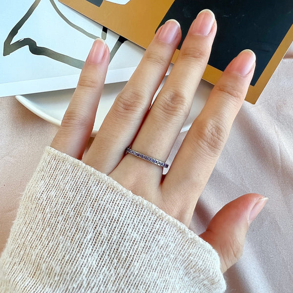 [Clover Joyas] Anillo Diario Delicado con Brillantes de Talla Redonda