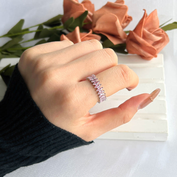 [Clover Joyas] Anillo de tenis con precioso corte marquesa