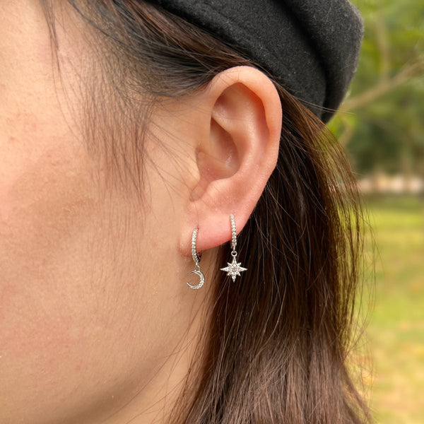 [Clover Jewelrys]Pendientes asimétricos de estrella y luna