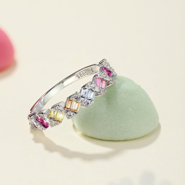 [Clover Jewelrys]Delicado anillo diario de corte esmeralda vibrante