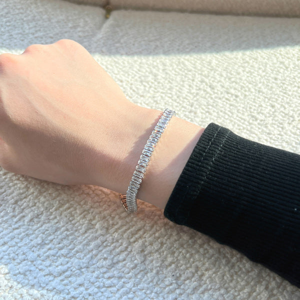 [Clover Jewelrys]Pulsera de Uso Diario con Esmeralda Talla Esmeralda Exquisita