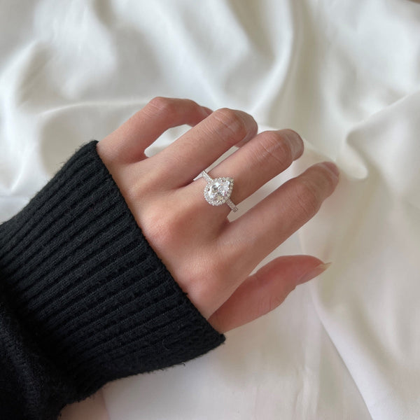[CloverJewelrys]Anillo de boda lujoso y resplandeciente en forma de gota de agua de 1,0 quilates