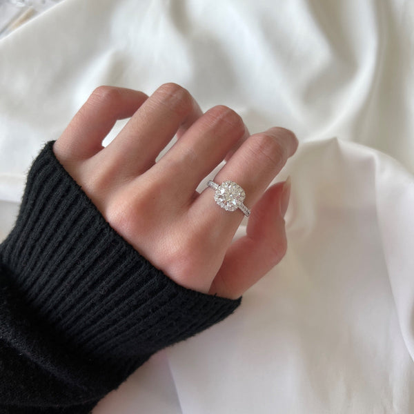 [Clover Jewelrys]Anillo de boda deslumbrante y resplandeciente con talla redonda