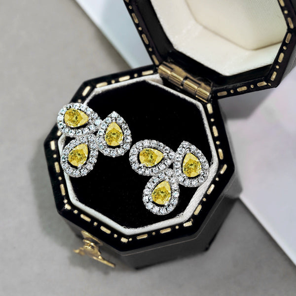 [Clover Jewelrys]Pendientes en forma de flor adornada con corte de pera para amantes