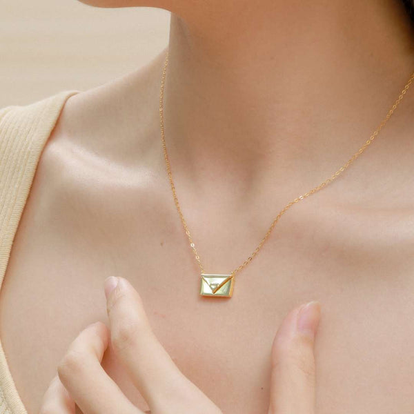 [Clover Jewelrys]Collar con sobre en forma de corazón para el Día de la Madre