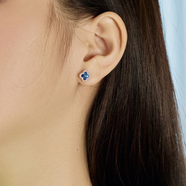 [Clover Joyas] Pendientes con forma de flor de trébol de cuatro hojas