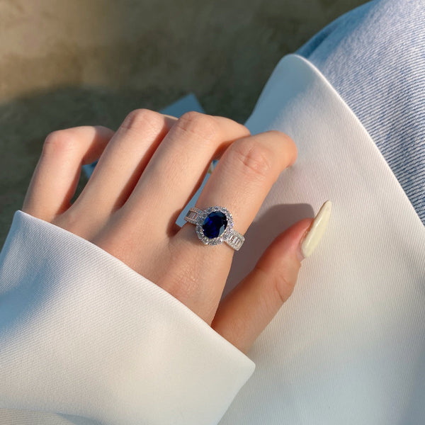 [ Clover Jewelrys]Anillo de banquete con deslumbrante y encantador corte ovalado de 1,5 quilates