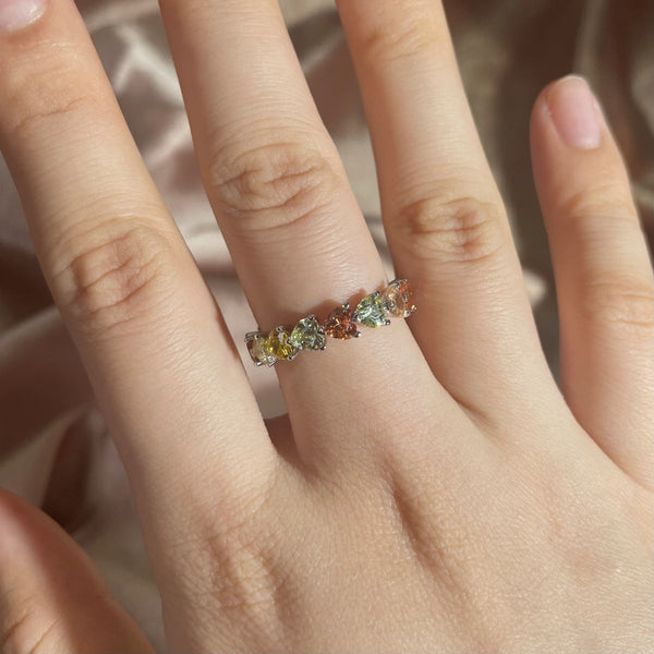 [Clover Jewelrys]Anillo de enamorados con corte de corazón Radiant Romance de 0,25 quilates