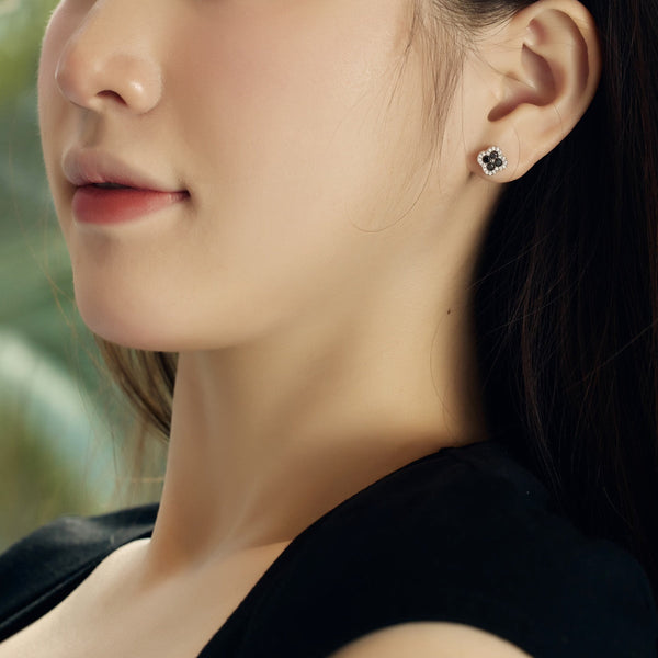 [Clover Joyas] Pendientes con forma de flor de trébol de cuatro hojas