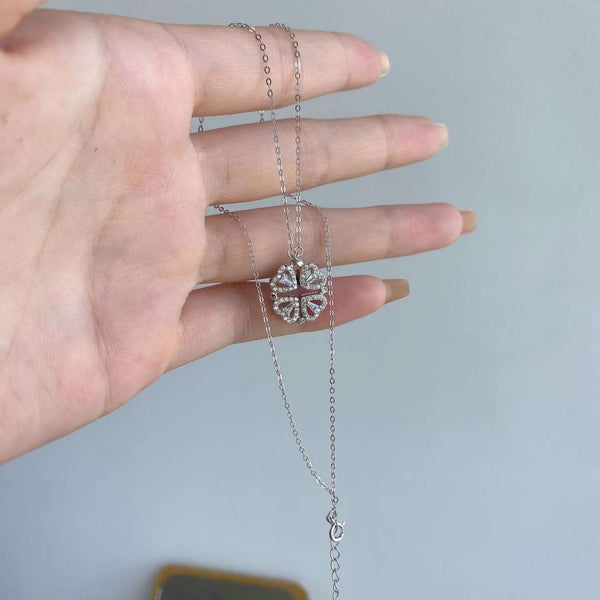 [Clover Jewelrys]Collar con dije de corazón intrincado y forma de flor