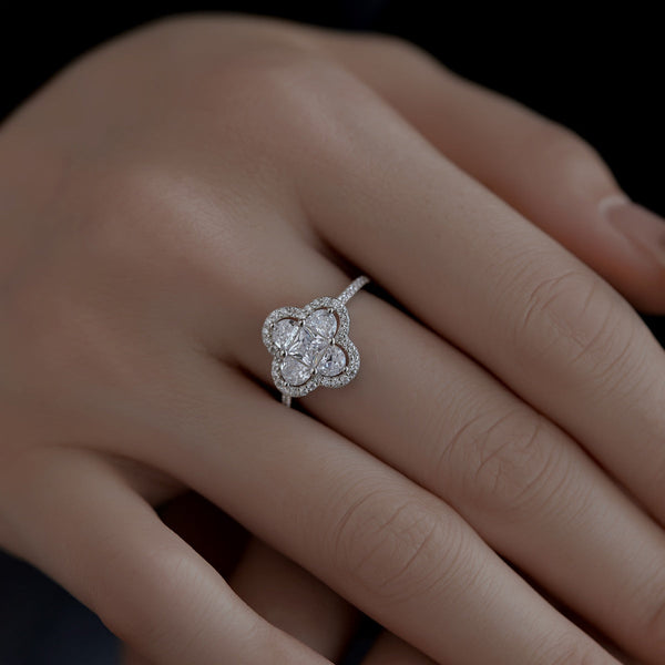 [Clover Jewelrys]Anillo de Banquete Lujoso en Forma de Flor Eterna