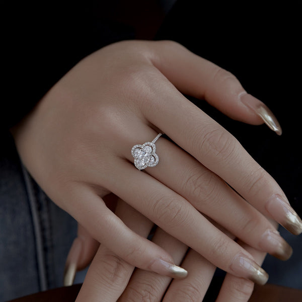 [Clover Jewelrys]Anillo de Banquete Lujoso en Forma de Flor Eterna