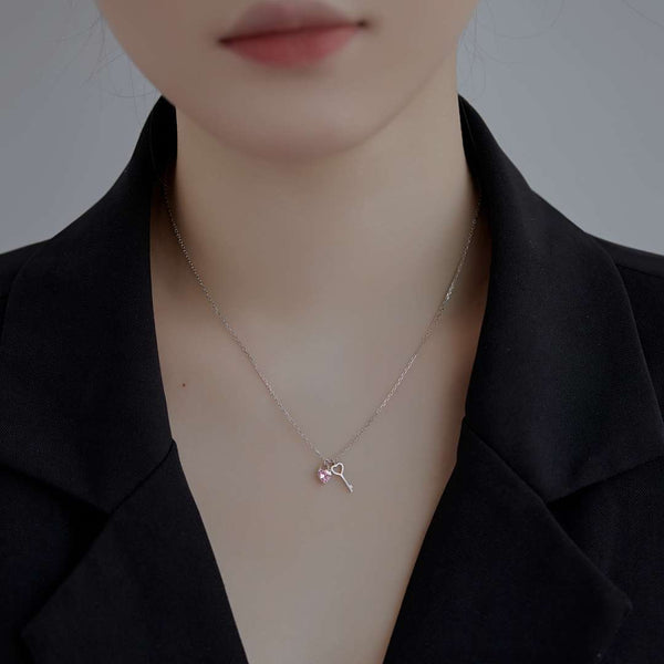[Clover Jewelrys]Collar con colgante de llave única con forma de corazón