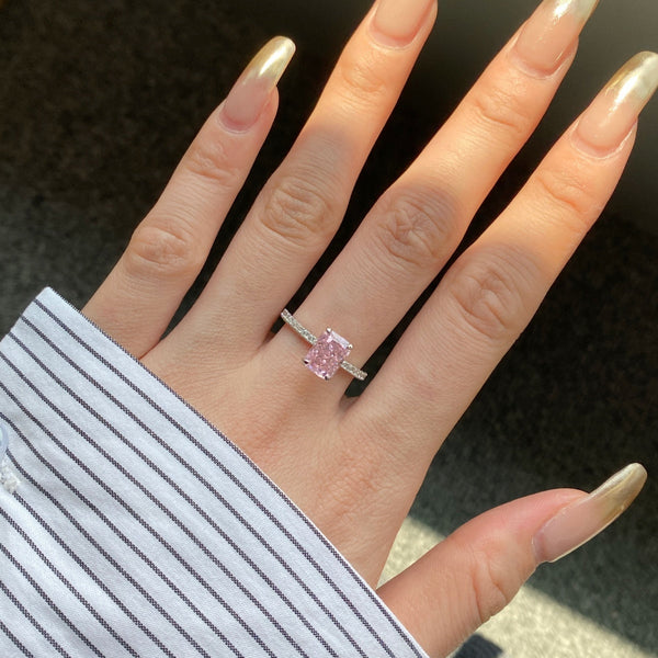 [Clover Jewelrys]Anillo de fiesta de corte radiante deslumbrante y brillante de 2,0 quilates