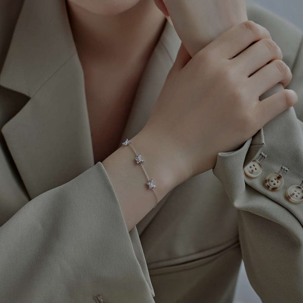 [Clover Jewelrys]Collar radiante con forma de mariposa