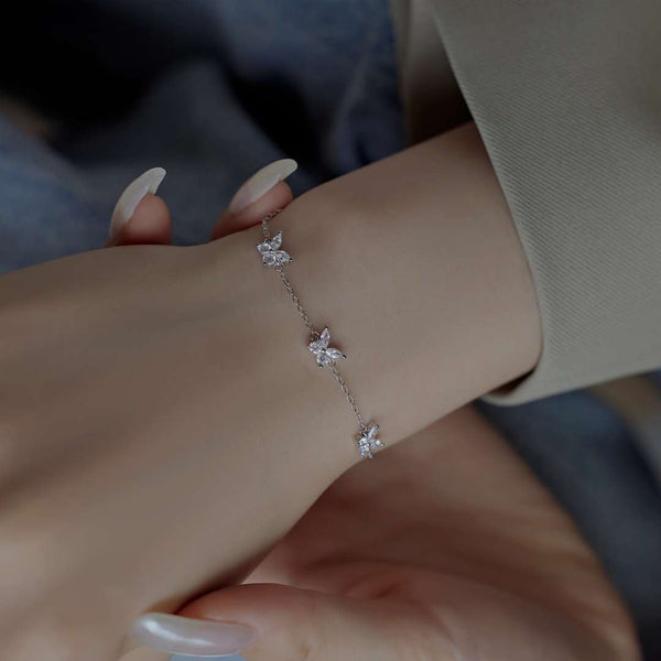 [Clover Jewelrys]Collar radiante con forma de mariposa