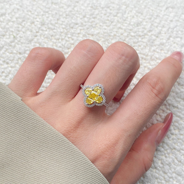 [Clover Jewelrys]Anillo de Banquete Lujoso en Forma de Flor Eterna