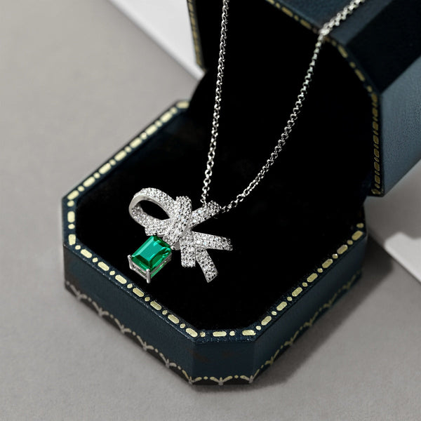 [Clover Jewelrys]Collar de corte esmeralda con forma de flor de lujo