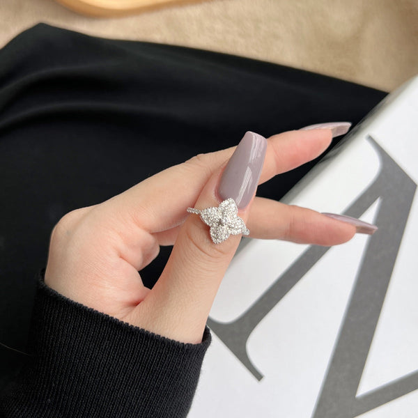 [Clover Jewelrys]Anillo de Banquete Lujoso con Forma de Flor Colorida
