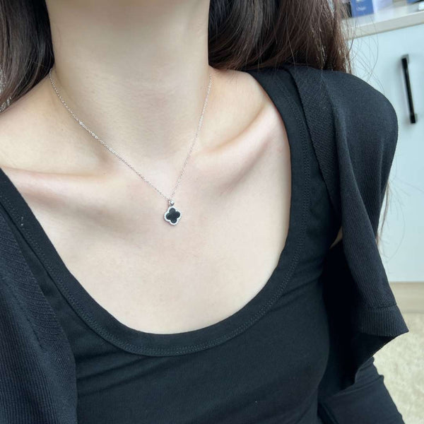 [Clover Jewelrys]Collar con forma de flor delicada