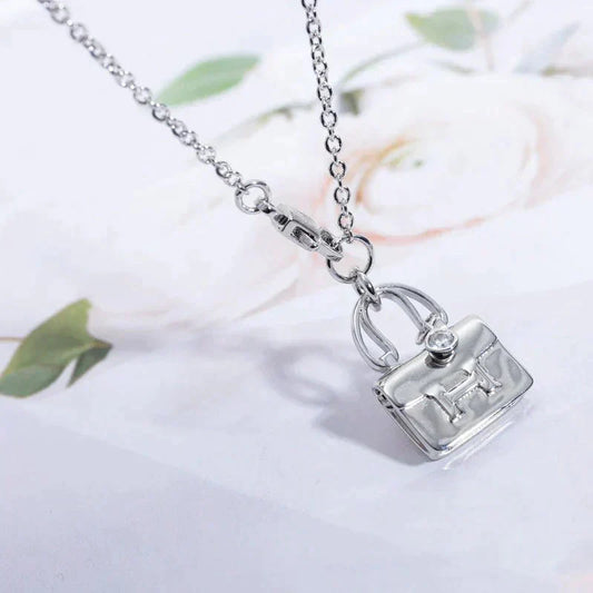 [Kincade Jewelrys]AMULETTE PEDANT SILVER NECKLACE