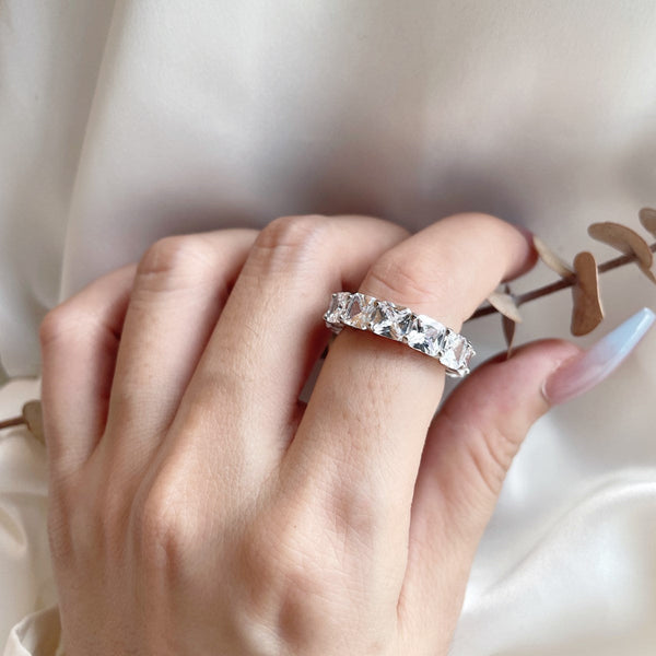 [Clover Joyas] Anillo tenis elegante de corte princesa
