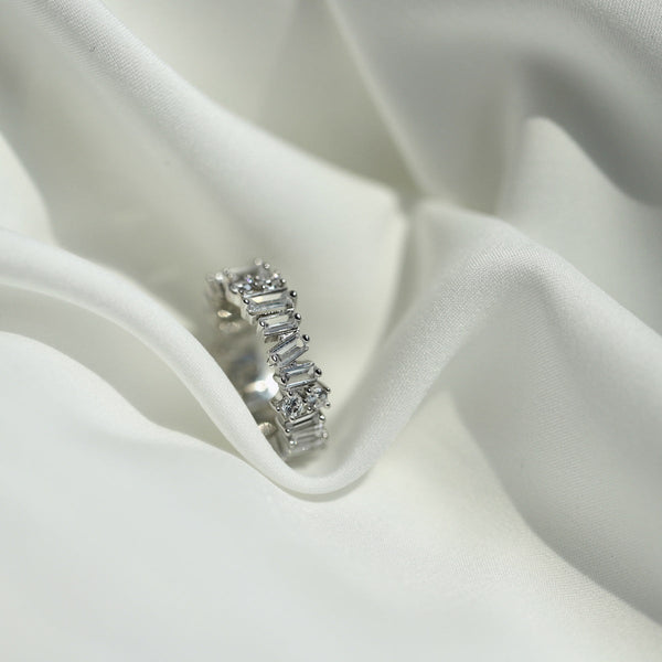 [Clover Joyas] Anillo de Tenis Delicado con Múltiples Formas