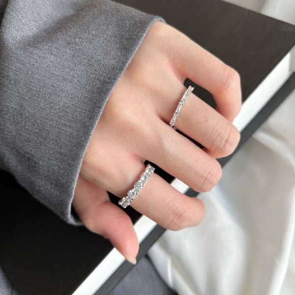 [Clover Jewelrys]Anillo Eternity con circonitas redondas